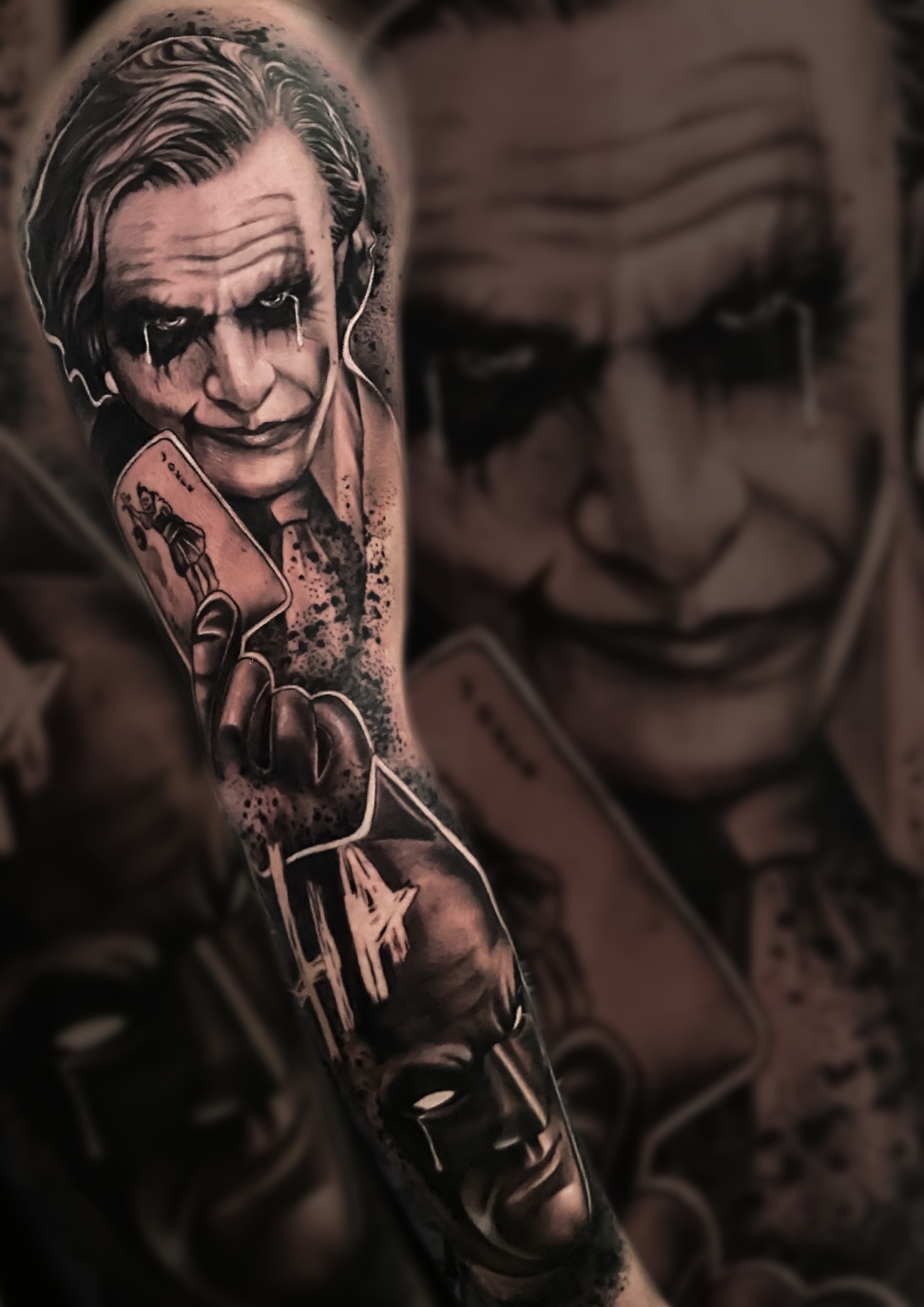 czarno-szary postacie-realistyczne swiezy 