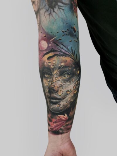 thesaintstattoo – przedramię surrealizm